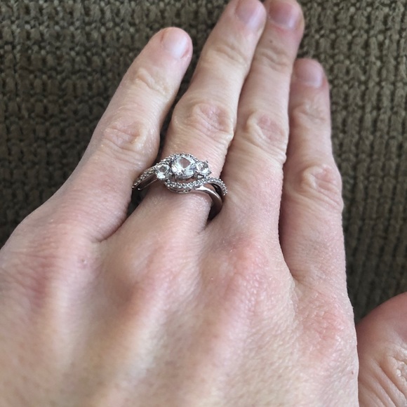 LAST ONE - Kay Jewelers White Sapphire Ring - Picture 8 of 8